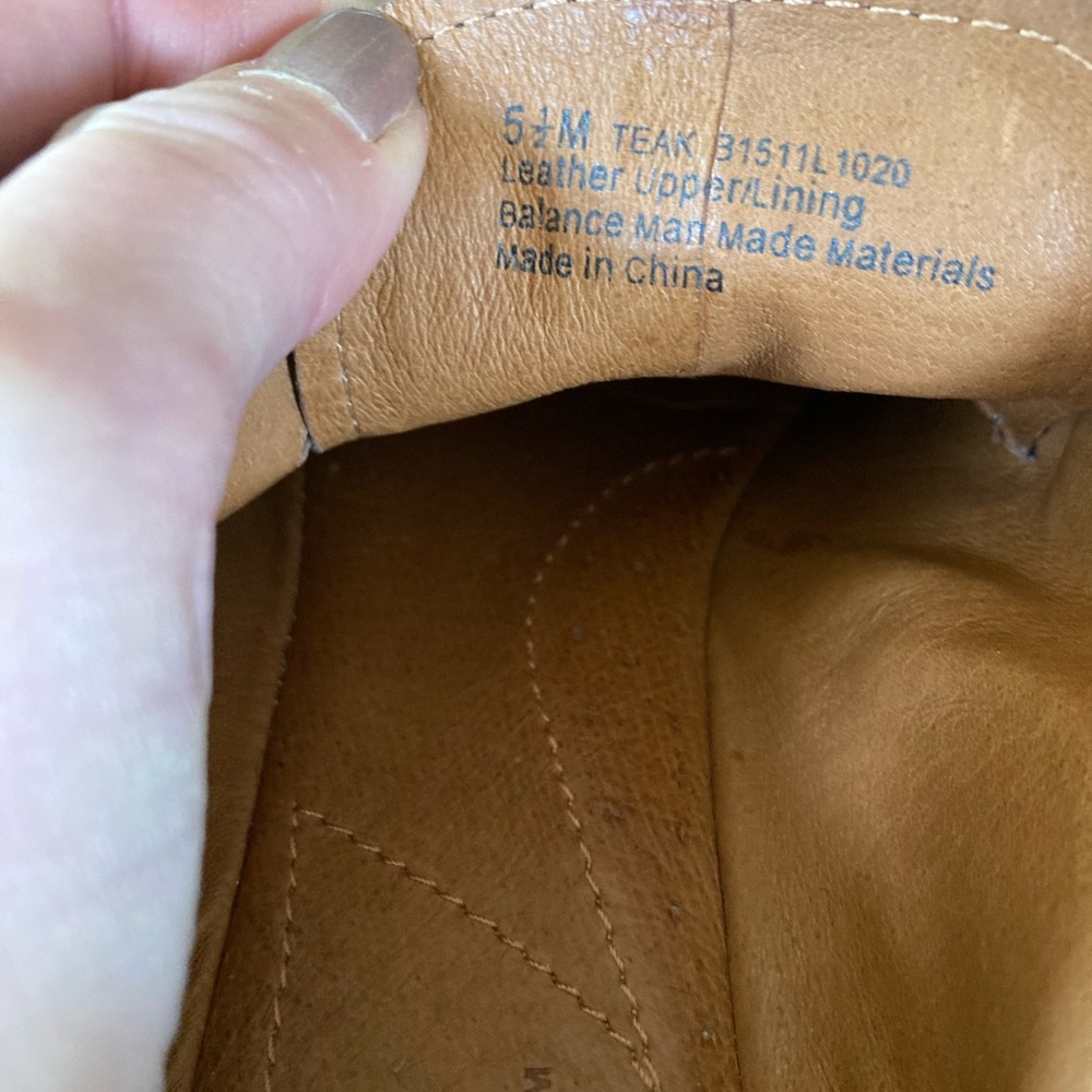 Naya Teak Oxfords Like New In Box! - image 5